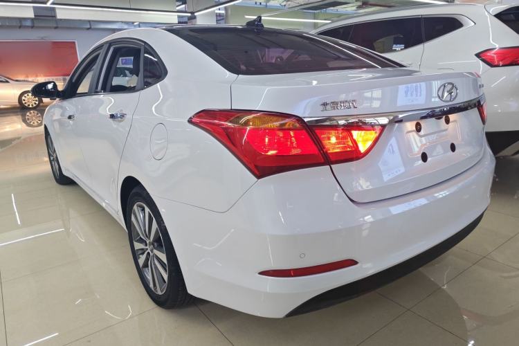 Used Hyundai Mistra 2016 1.8L Automatic Smart GLS Rear Left 45 Deg