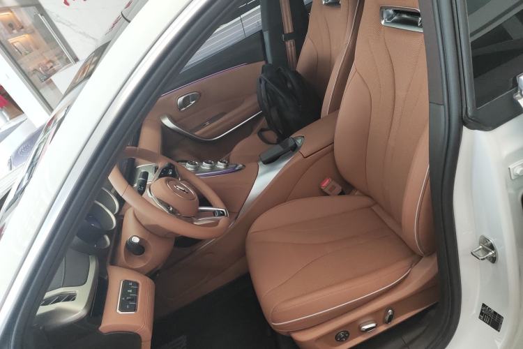 Used ORA Lightning Cat 2022 555 km Luxury Edition
