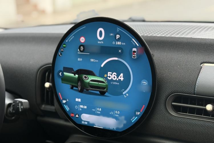 Used MINI 2025 1.5T COOPER Classic Edition
