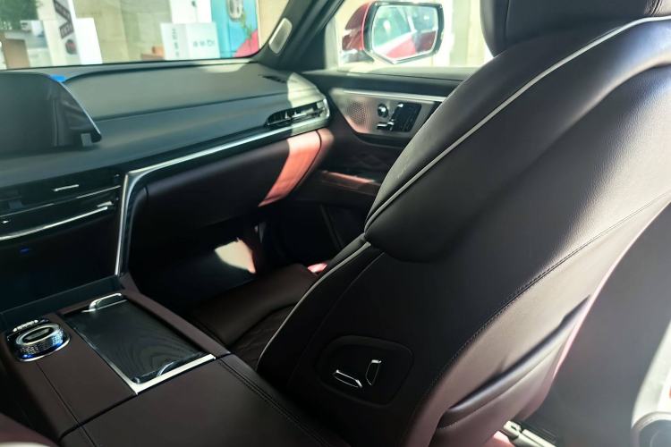 Used Cadillac CT6 2023 28T Platinum Edition