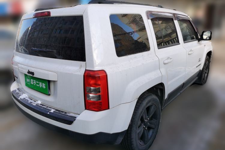 Used Jeep Patriot 2014 2.4L Serpentine Collection Edition
