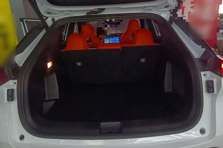 Used Dongfeng Aeolus L7 New Energy 2024 205 Plus Trunk