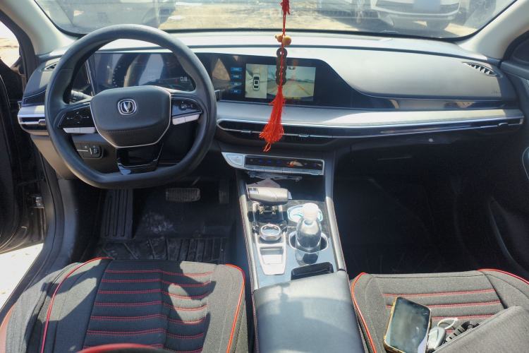 Used CHANGAN Eado 2023 Changan Edition PLUS Blue Whale NE 1.4T GDI DCT Prestige Version Center Console