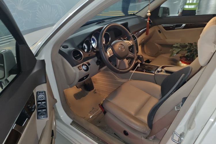 Used Mercedes-Benz C-Class 2011 C 200 CGI Elegant Model
