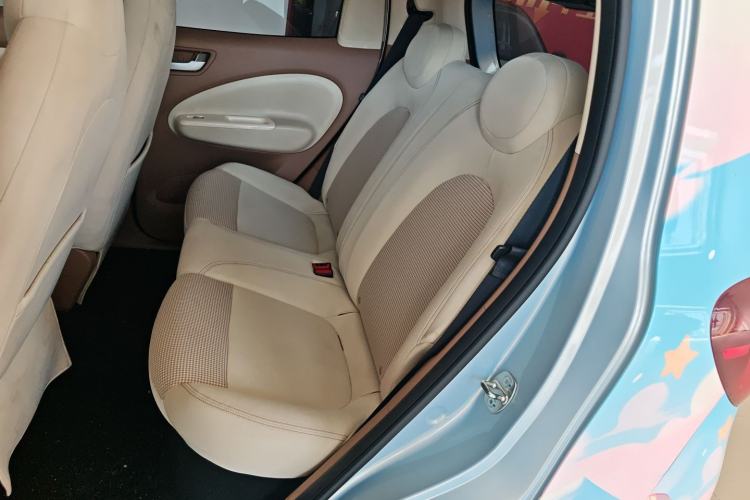 Used Wuling Hongguang MINIEV 2025 Four-Door Version Premium Edition Left Rear Seat