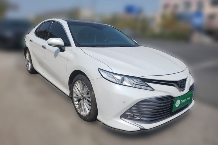 Used Toyota Camry 2019 2.5G Luxury Edition China VI Standard Front Right 45 Deg