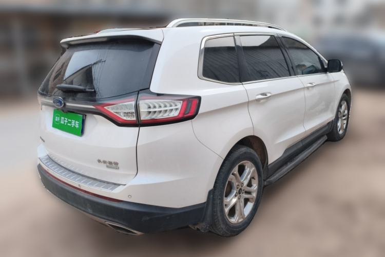 Used Ford Edge 2015 2.0T GTDi Two-Wheel-Drive High-Line Version
