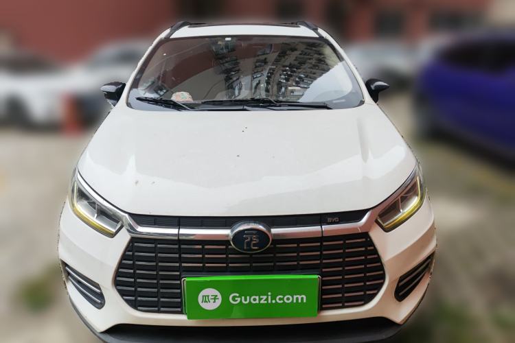 Used BYD Yuan New Energy 2018 EV360 Smart Connected Cool Model