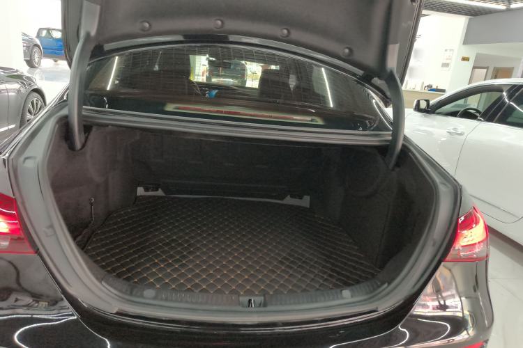 Used Mercedes-Benz E-Class 2023 Updated E 300 L Luxury Edition
