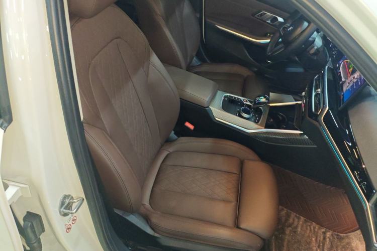 Used BMW i3 2022 eDrive 35 L
