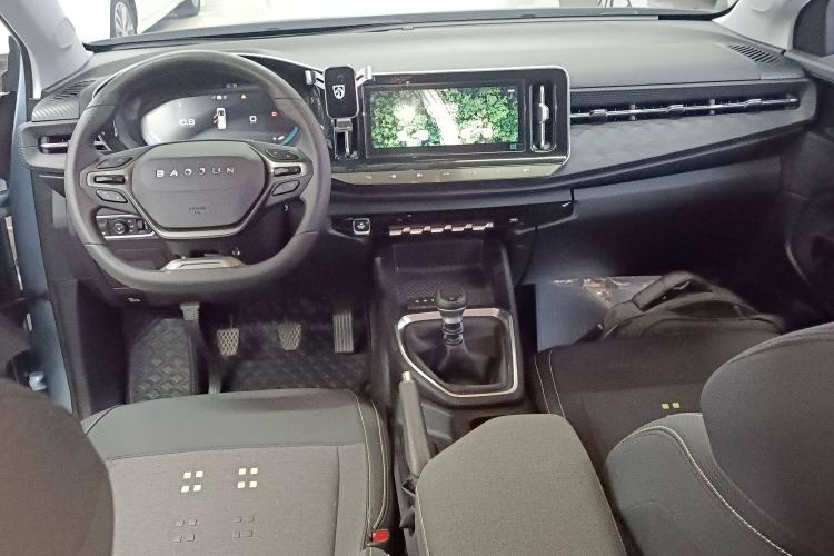 Used Baojun RM-5 2019 1.5L Manual Elite Edition with 24-hour Online Service 5 Seats
