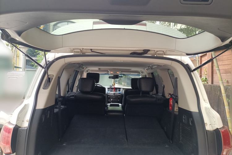 Used Infiniti QX80 2013 5.6L 4WD Trunk