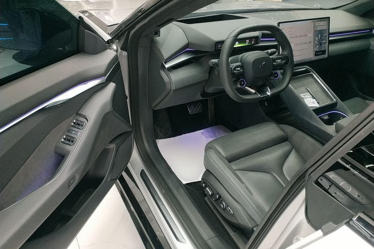 Used XPeng P7 2025 Model—702 Long Range Ultra
