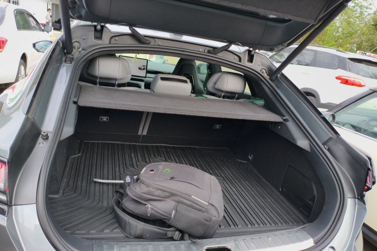 Used Zeekr 001 2022 Ultra-Long Range Single-Motor WE Version Trunk