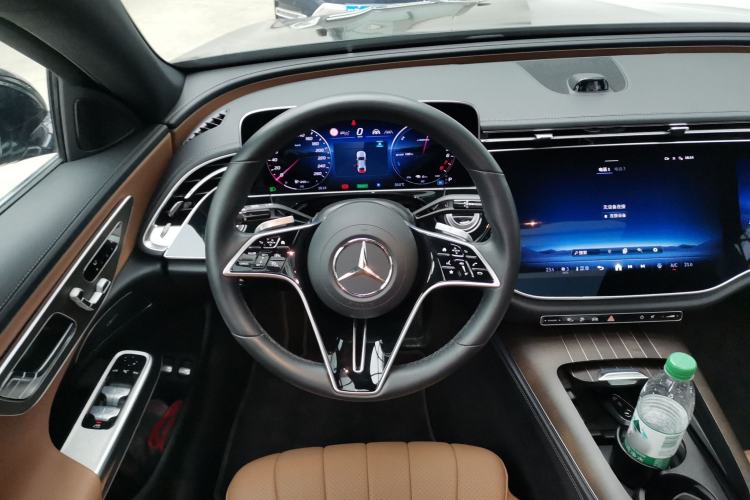 Used Mercedes-Benz E-Class New Energy 2024 E 350 e L Plug-in Hybrid Sedan Steering Wheel
