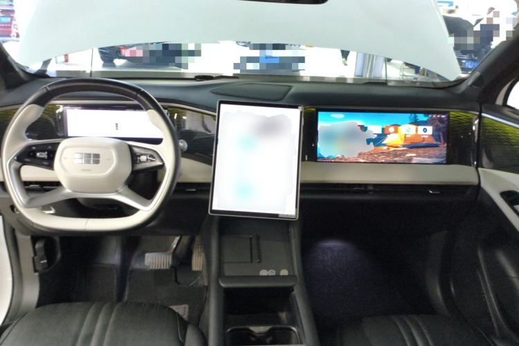 Used Geely Galaxy L7 2023 1.5T 115 km MAX Center Console