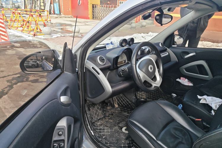 Used smart fortwo 2011 1.0 MHD Convertible Orange Edition
