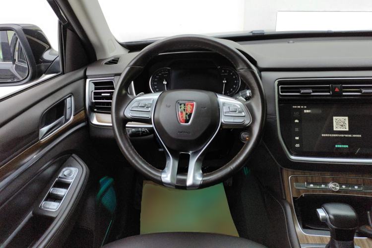 Used Roewe RX8 2018 30T Smart Connectivity Two-Wheel Drive Flagship Edition