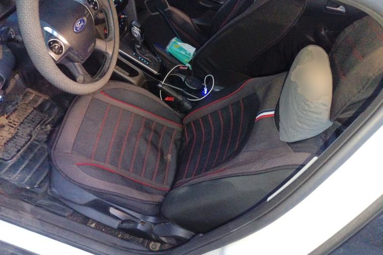 Used Ford Focus 2012 Sedan 1.6L Automatic Fashion Edition