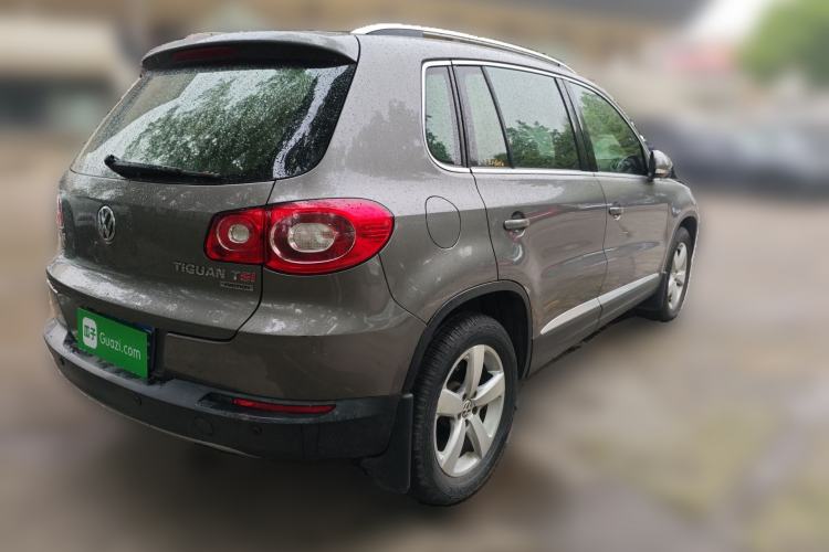 Used Volkswagen Tiguan 2010 1.8TSI Automatic All-Wheel-Drive Elite Edition Rear Right 45 Deg