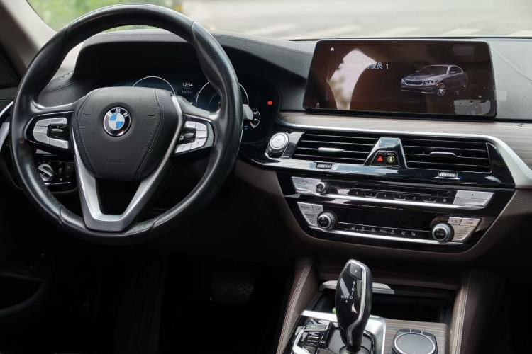 Used BMW 5 Series New Energy 2019 Updated Version 530Le Luxury Package