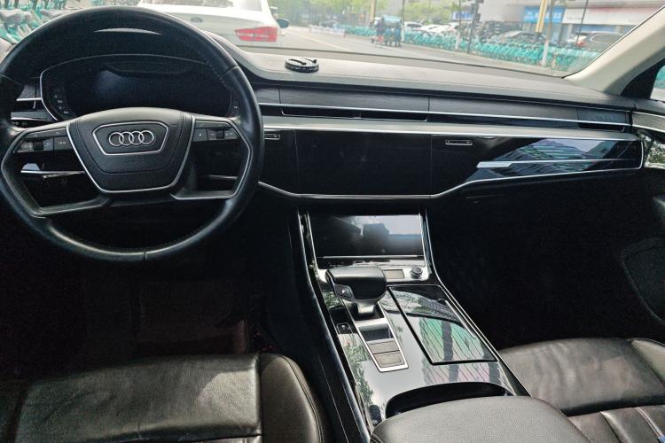 Used Audi A8 2018 A8L 55 TFSI quattro Launch Edition Elite Model Center Console