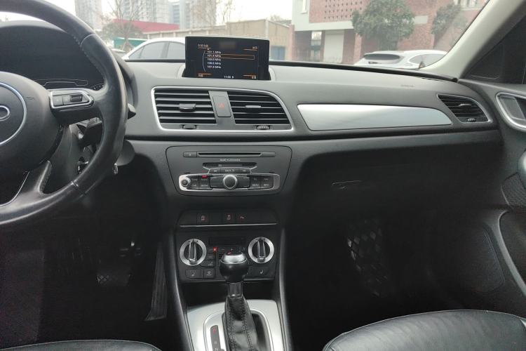 Used Audi Q3 2015 35 TFSI Comfort Model