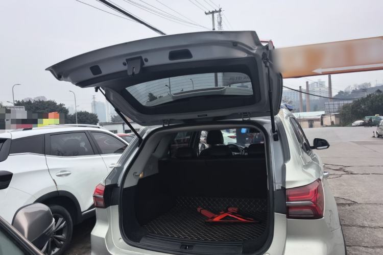 Used Roewe RX5 2020 20T Automatic 4G Connected Million Edition Trunk