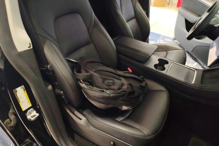 Used Tesla Model Y 2022 Revised Version Long-Range All-Wheel Drive Right Front Seat