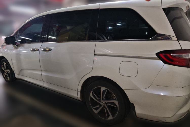 Used Honda Odyssey 2015 2.4L Smart Edition
