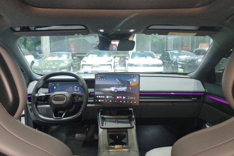 Used Lynk & Co 07 2024 EM-P 126 Long-Range Ultra Headliner