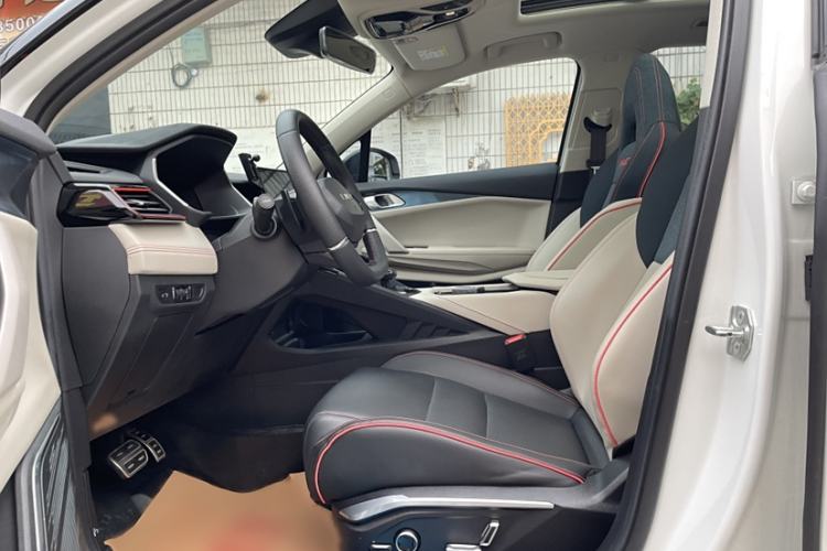 Used Lynk & Co 06 2021 1.5T Shero Pink Special Edition