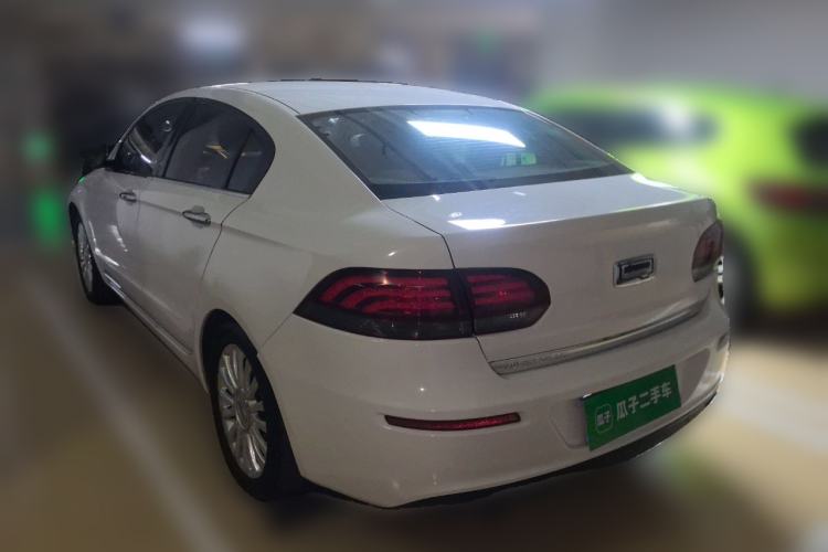 Used Qoros 3 2014 Sedan 1.6T Automatic ZhiZhen Model
