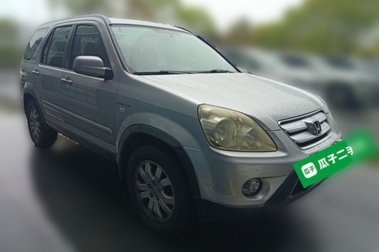 Used Honda CR-V 2005 2.0L automatic Front Right 45 Deg