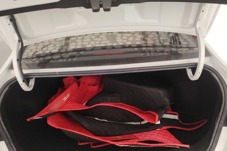 Used Roewe i5 2019 1.5L Automatic 4G Connected Linghao Edition