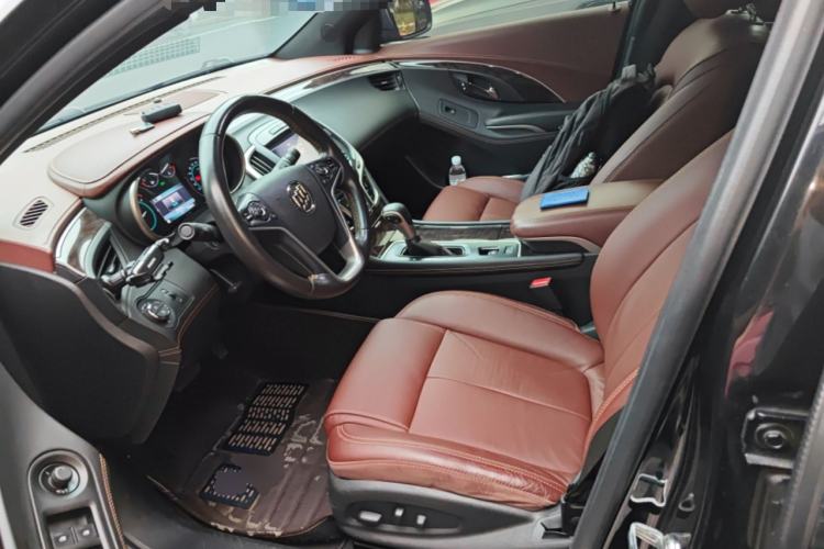 Used Buick LaCrosse 2014 2.0T SIDI Elite Tech Version Left Front Seat