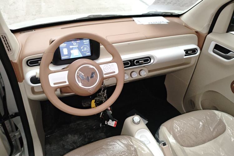 Used Wuling Hongguang MINIEV 2024 3rd Generation 215km Youth Edition
