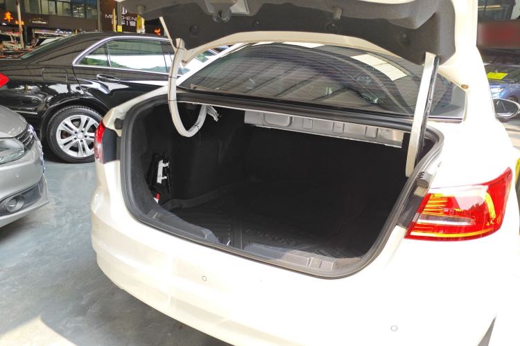 Used Ford Escort 2017 Happiness Edition 1.5L Automatic Fashion Version