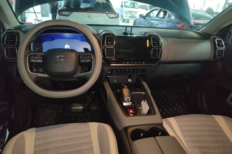 Used Citroen C5 AIRCROSS 2021 360THP Enjoyment Version Center Console