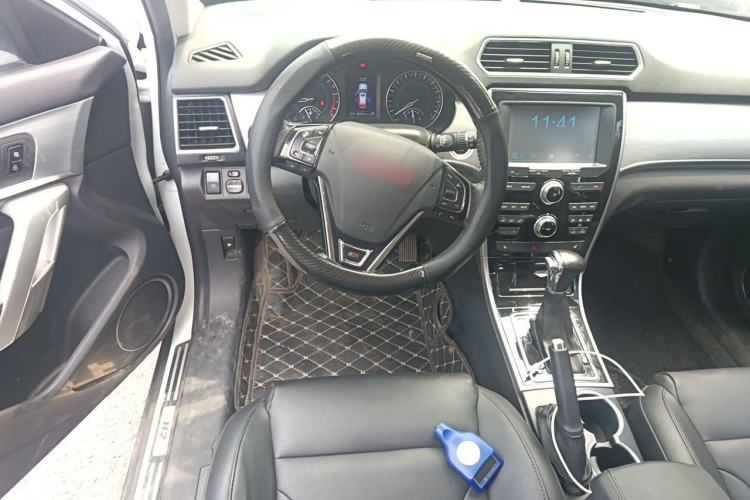 Used Haval H2 2015 1.5T Automatic Two-Wheel Drive Elite Edition