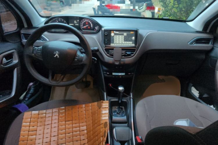 Used Peugeot 2008 2014 1.6L Automatic Fashion Edition
