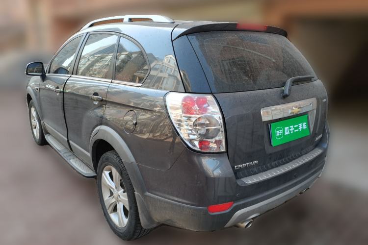 Used Chevrolet Captiva 2012 2.4L 4x4 Flagship Edition 7 Seats