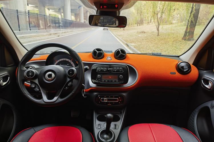Used smart forfour 2016 1.0L 52 kW Passion Edition