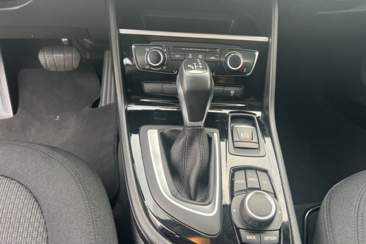 Used BMW 2 Series Active Tourer 2016 218i Fashion Model Interior 8
