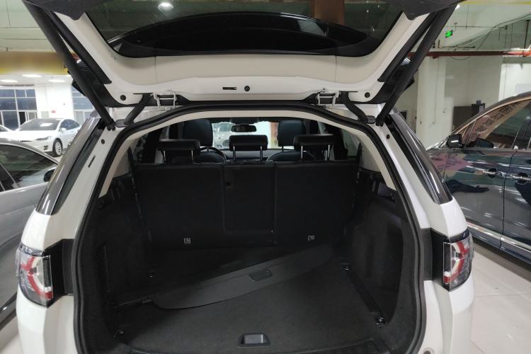 Used Land Rover Discovery Sport 2019 240 PS SE Dynamic Version China V Standard Trunk