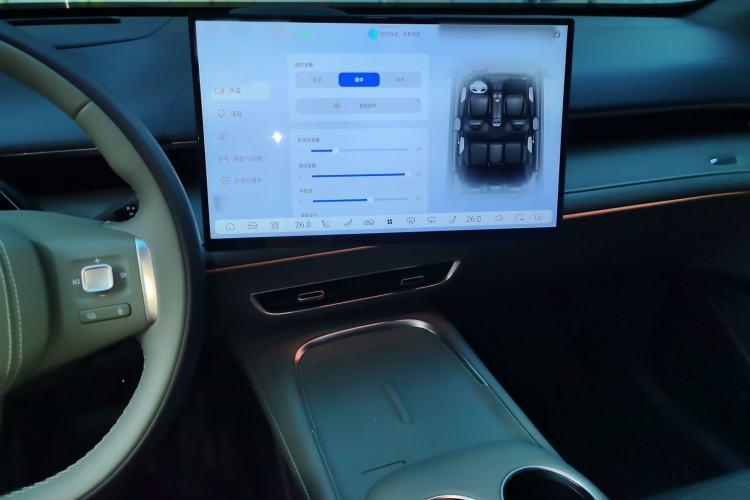 Used Deepal S07 2025 285Max Huawei Qiankun Intelligent Driving ADS SE Range-Extended Version Audio And AC Panel