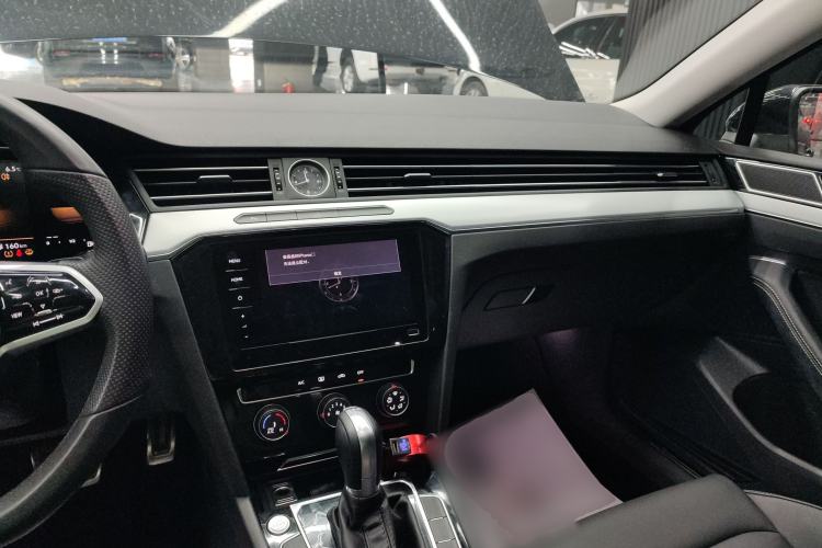 Used Volkswagen Magotan 2025 Zhongxiang Version 280TSI DSG Comfort Edition