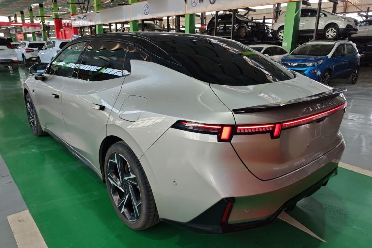 Used Lynk & Co 07 2024 EM-P 126 Long-Range Intelligent Driving Ultra Rear Left 45 Deg