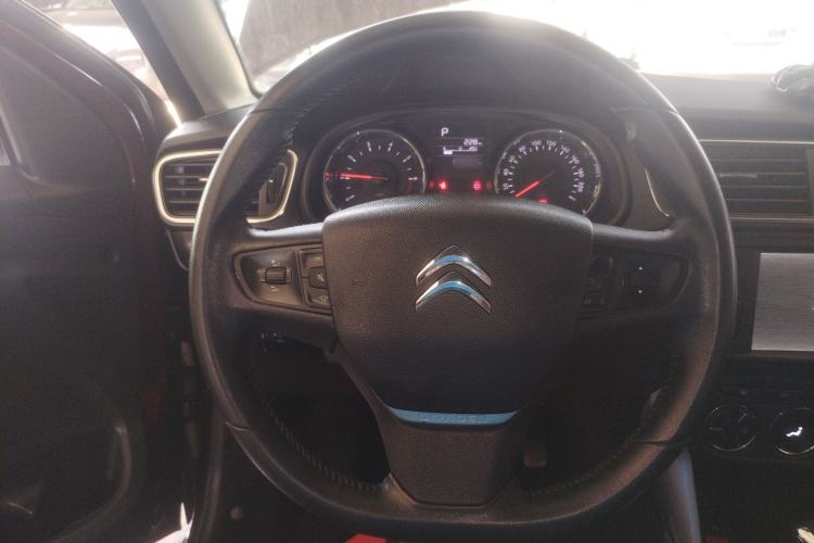 Used Citroen C3-XR 2015 1.6L Automatic Smart Version Steering Wheel