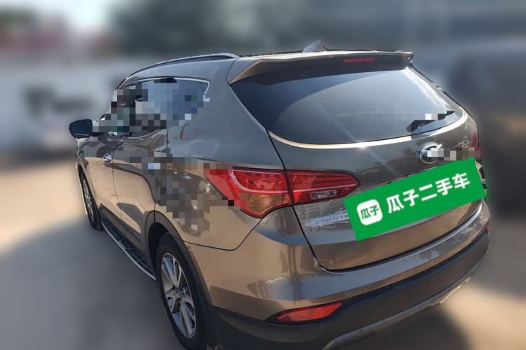 Used Hyundai Santa Fe Classic 2013 3.0L 4x4 Comfort Edition with Navigation 7 Seats Euro IV
